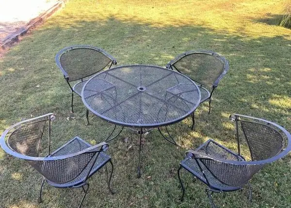 Sturdy heavy metal Patio Furniture