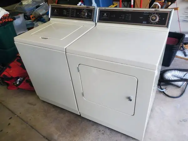 Vintage Maytag washer and dryer set
