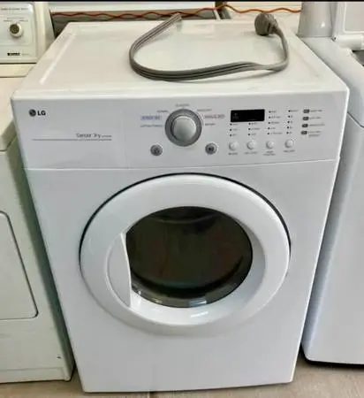 #16 Nice LG Electric Dryer