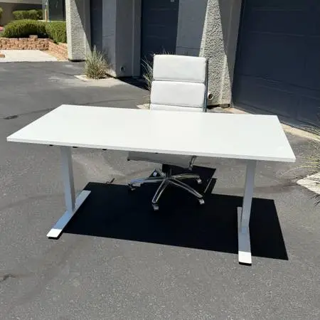 Adjustable Desk W/Chair
