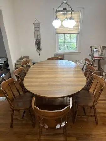 Vintage Dining Room Table, 2 Leaves & 8 Chairs