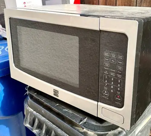 DOOR FOR - KENMORE MICROWAVE OVEN MODEL NO. 405.73163310