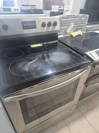KENMoRE GLASS TOP ELECTRIC RANGE OVEN Stainless steeL FOR SALE!!!