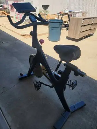 SUNMYTH EXERCISE BIKE