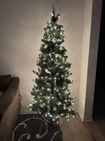 7ft tall Christmas Tree