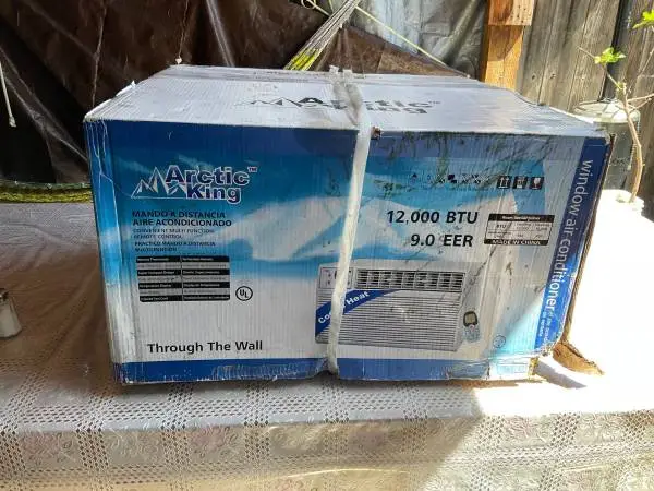 Arctic King MWW-12ERN1-MI0 Through-the-Wall Air Conditioner New 450