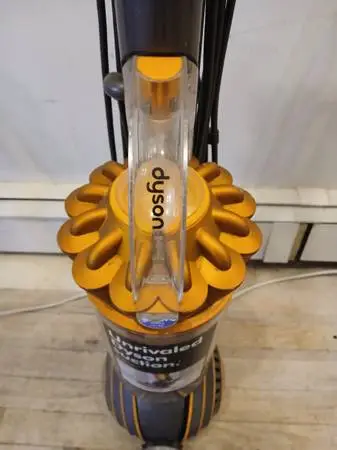DYSON Ball Vacuum Cleaner