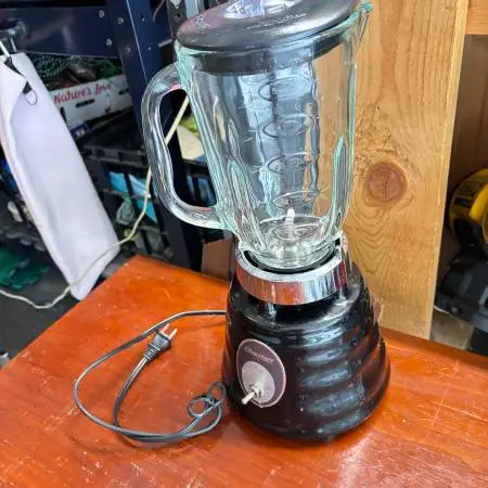 Oster Osterizer Classic Black Blender 5 Cup Glass 500W Model 4094