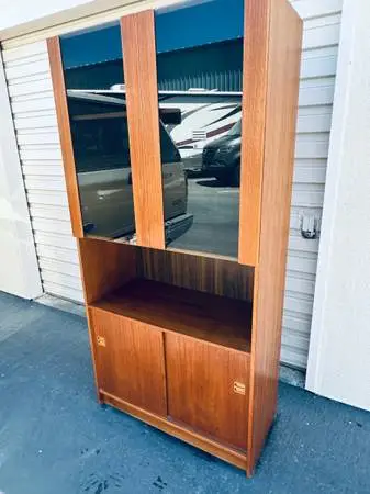 Armoire