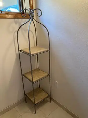 Towel Rack / Plantstand