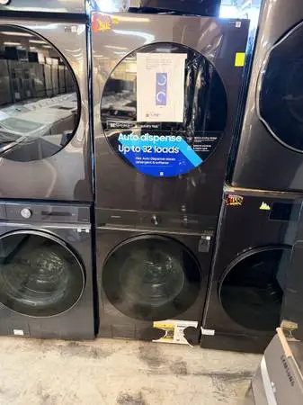 New samsung bespoke waash tower washer & dryer electric 220v