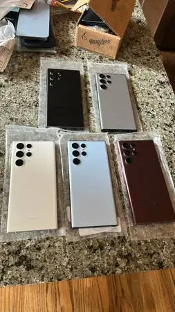 Samsung s22 ultra one tb unlocked each all colors available