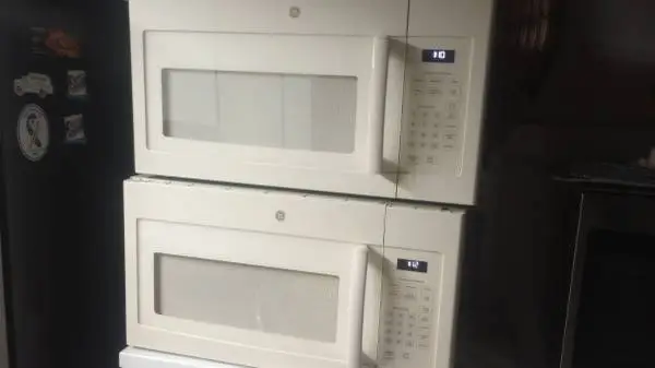 /*/*/*/* GENERAL ELECTRIC  MICROWAVES  *\*\*\*\