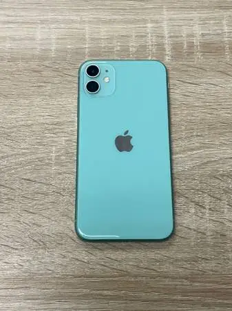 iPhone 11 - AT&T/Cricket - 64GB - No Face ID