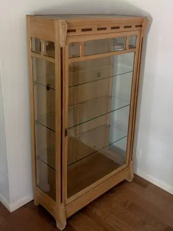 LARGE ANTIQUE GLASS AND WOOD CURIO DISPLAY CABINET WITH LOCK