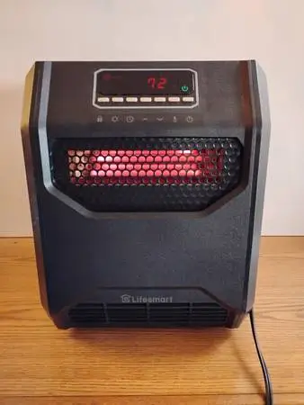 Lifesmart 1500W space heater fan with remote, instructions 30$