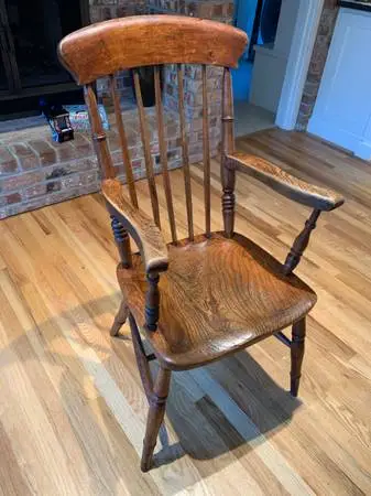 19th century antique Windsor chair