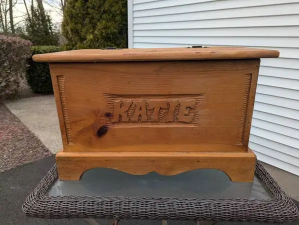 CUSTOM MADE KATIE  CHEST