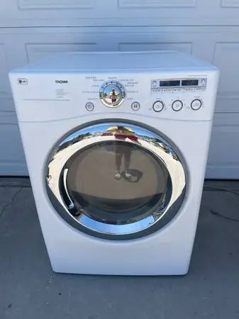 White lg gas dryer