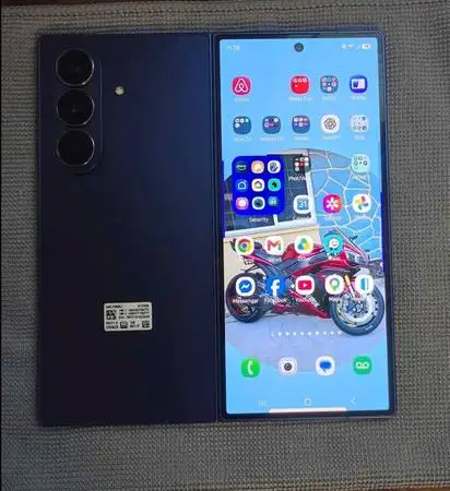 Samsung galaxy fold 7 512gb ( unlocked)