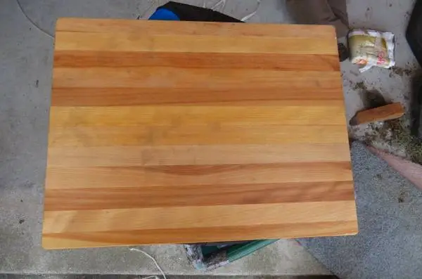 CUTTING BOARD - SOLID MAPLE - 12 X 16 - NEAR NEW!