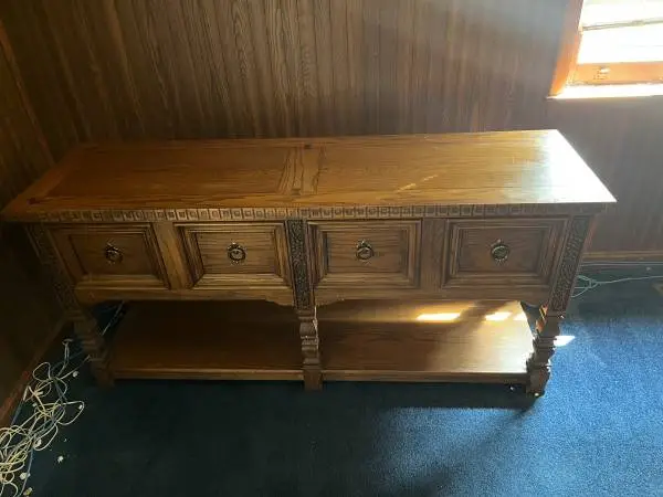CREDENZA 60” x 18” x 27 1/2”