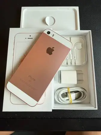 iPhone SE 1st 64GB Unlocked