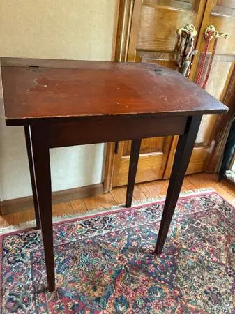 NICE OLD AND FUNCTIONAL DESK WITH DOWEL JOINTS
