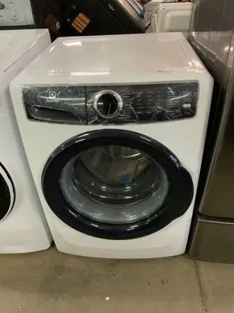 **ELECTROLUX WHITE FRONT LOAD 4.5 CU FT SINGLE WASHER**ON SALE NOW**