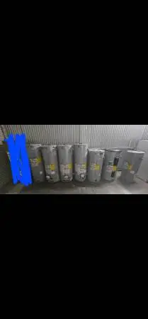 Various new scratch and dent water heaters