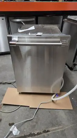 Thermador dishwasher *stainless