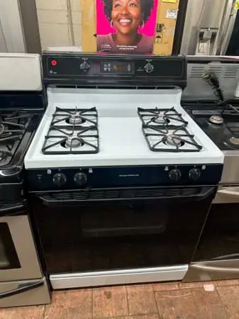 White and Black Gas Stove