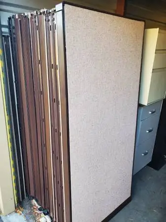 Steelcase Cubicle Partitions-Wall Panels,64 High,30W,Beige,Brown Trim