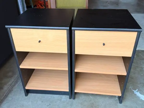 2 Night Stands in Good Condition