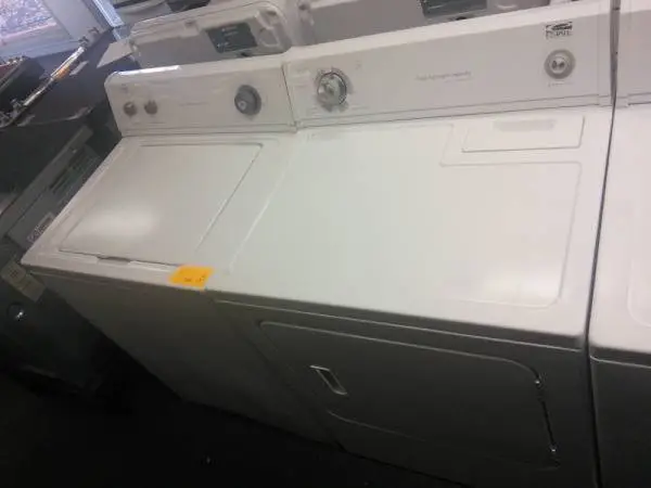 🔺🌽 ESTATE BY WHIRLPOOL BASIC TOP LOAD WASHER AND DRYER SET LAUND