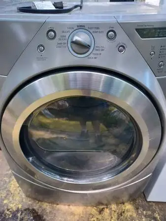 GAS Dryer excellent condition