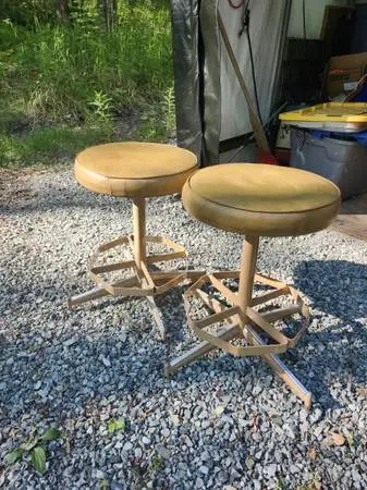 Mid Century Stout rotating stools