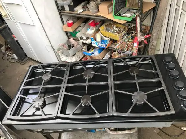 46 Dacor Stainless Cooktop