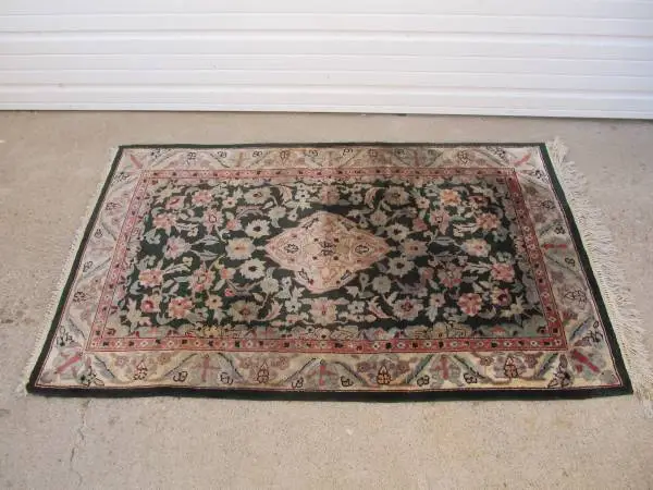 Vintage Oriental Wool Rug 36 x 63