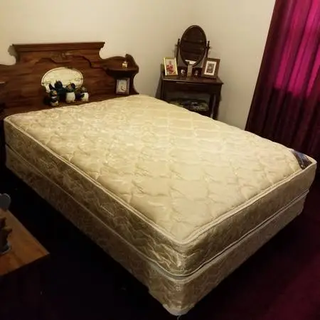 Queen Serta Northstar Supreme Mattress & Box Spring Set