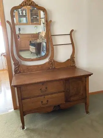 Dresser/Washstand