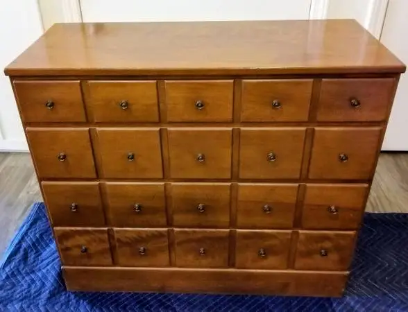 Quality Wood Dresser or Chest of Drawers by Ethan Allen