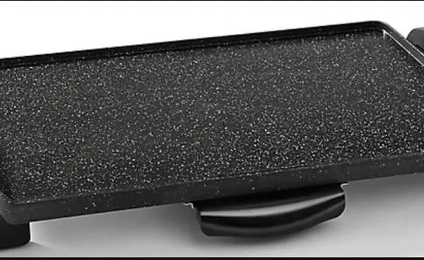 The ROCK by Starfrit 19-Inch x 13-Inch Electric Griddle in Black