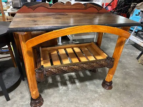 HAND CRAFTED HARD WOOD TABLE WITH OLD WORLD WORKMANSHIP & DESIGN 40x20