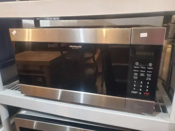 Frigidaire large Microwave