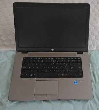 Laptop