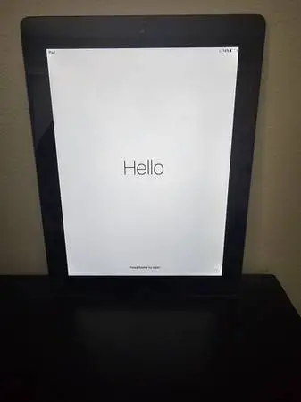 Apple iPad A1458 4th Gen 16GB Wi-Fi 9.7 Silver/Black