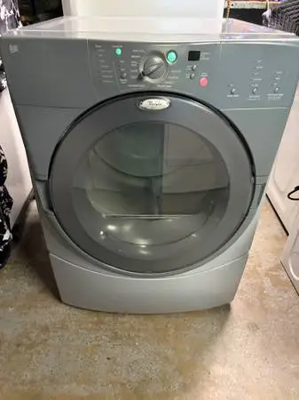 Whirlpool Gold Duet (PEWTER in color) Gas Dryer 7.0 Cu. Ft. Capacity