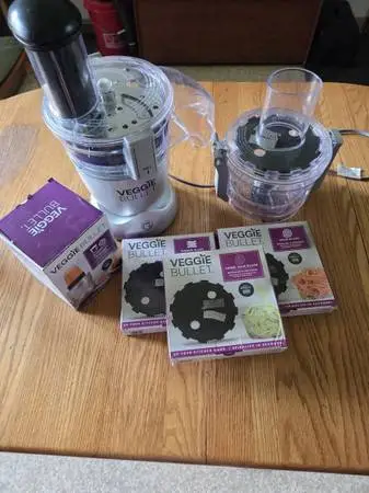 Veggie bullet food processor