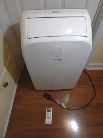 Portable Hisense Air Conditioner; Delivery Possible